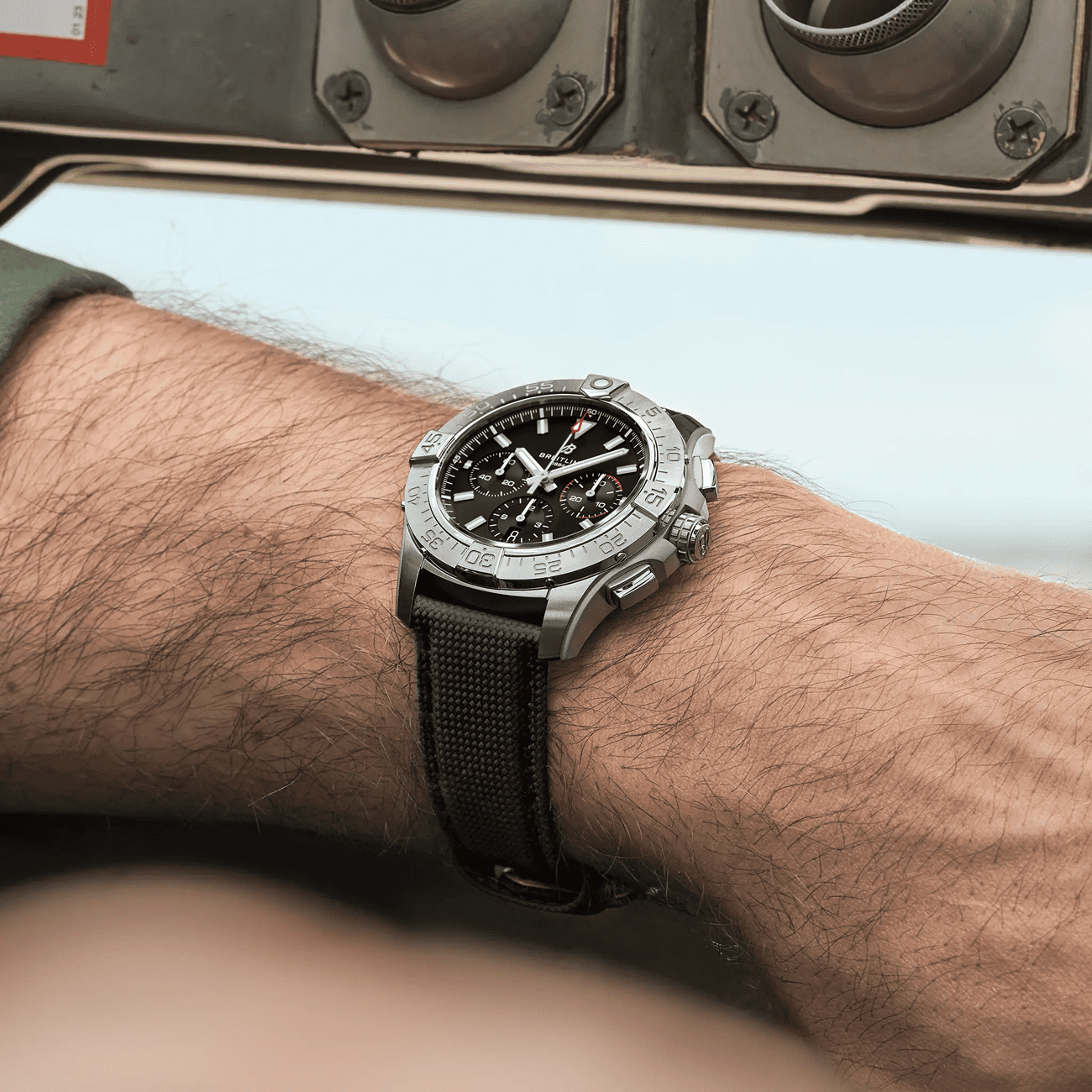 Avenger B01 Chronograph 44 Automatik Uhr