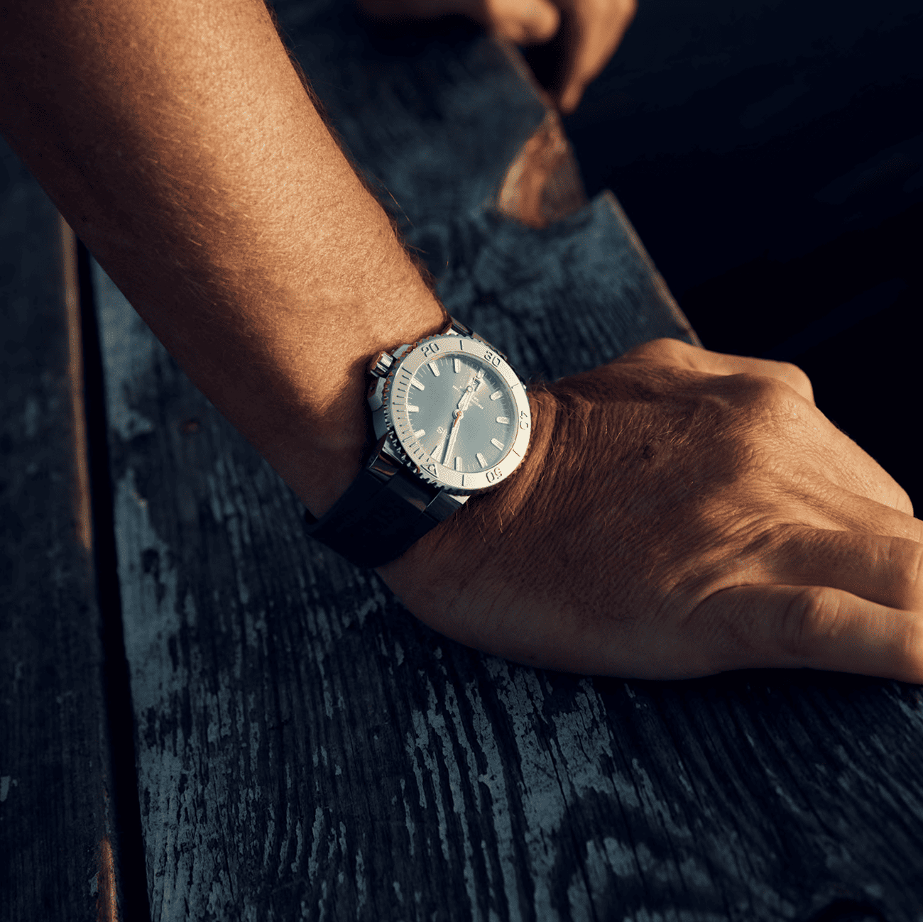 Aquis Date Automatik Uhr