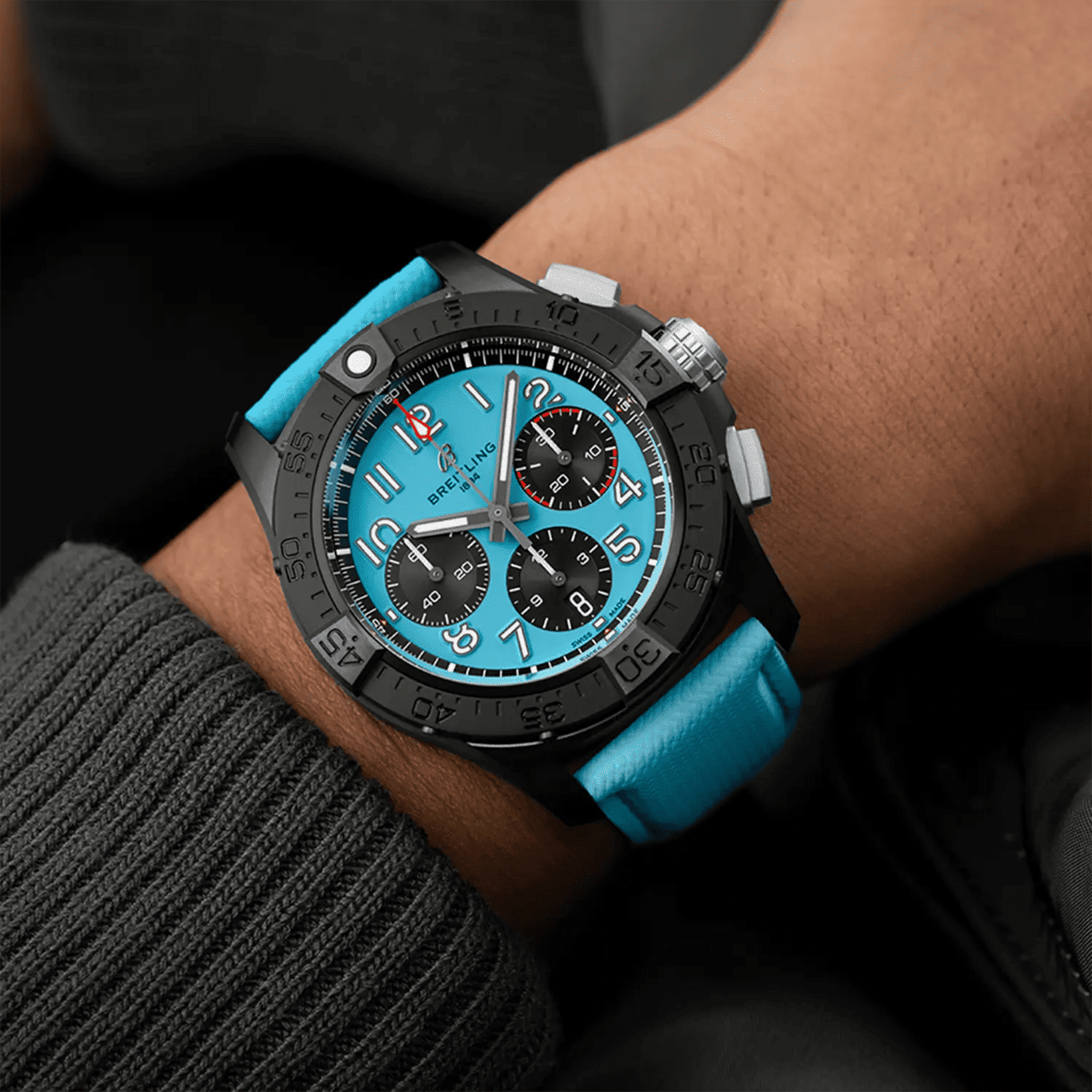 Avenger B01 Chrono 42 Night Mission Automatik Uhr