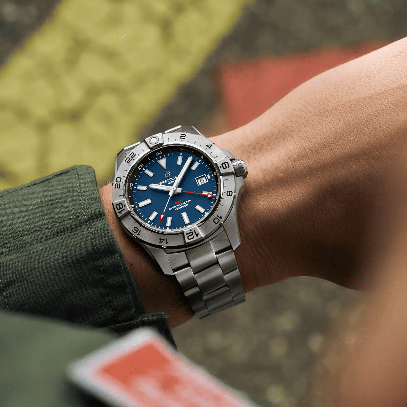 Avenger Automatic GMT 44 Automatikuhr